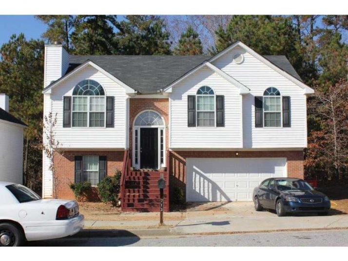 713 Wood Bend Court, Riverdale, GA 30296