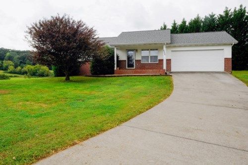 4568 Nails Creek Rd, Rockford, TN 37853