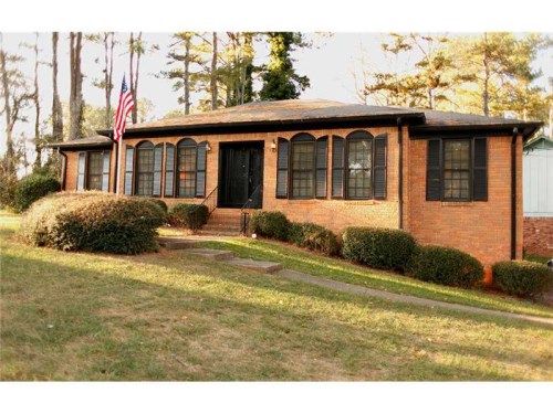 954 Vineyard Circle, Stone Mountain, GA 30083