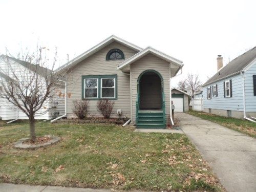 2341 Lyons Ave, Lansing, MI 48910