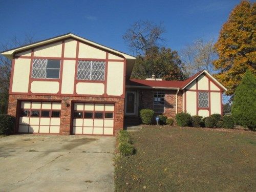 1104 Griswold Rd, Fairfield, AL 35064