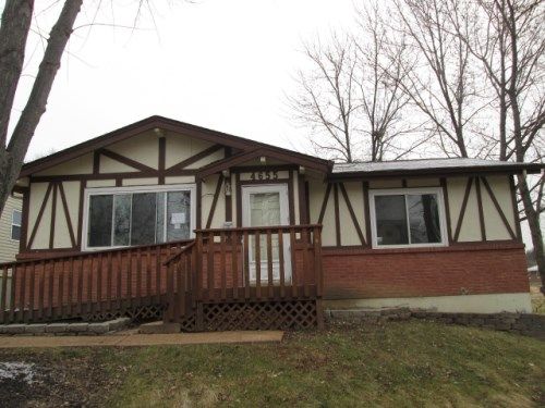4655 Hannover Ave, Saint Louis, MO 63123
