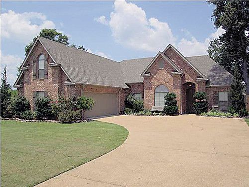 316 Bullock Circle, Richland, MS 39218