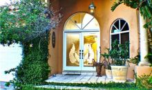 4990 SW 63 AV Miami, FL 33155