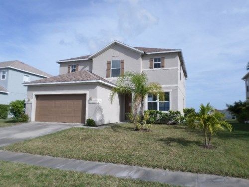 690 Carriage Lake Way, Vero Beach, FL 32968