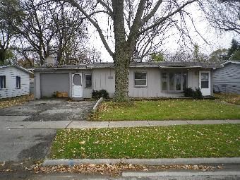 1409 Evans Ave, Machesney Park, IL 61115
