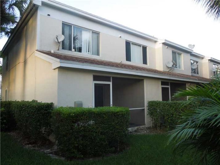 5542 PARADE PL # 33, Pompano Beach, FL 33063
