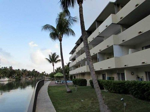 4011 MERIDIAN AV # 46, Miami Beach, FL 33140