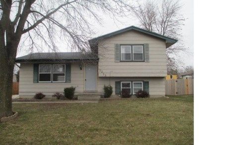 2213 Shady Lane Dr, Norwalk, IA 50211