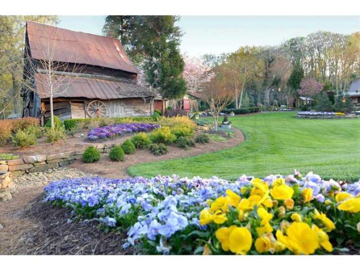 3965 Spot Road, Cumming, GA 30040