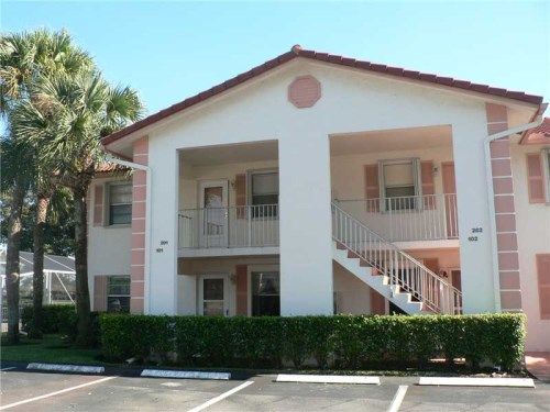 3011 HOLIDAY SPRINGS BL # 201, Pompano Beach, FL 33063