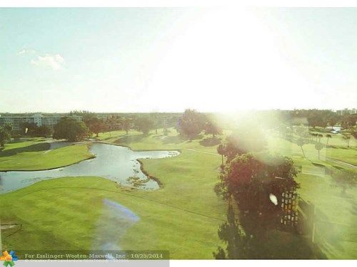 2671 S Course Dr # 809, Pompano Beach, FL 33069