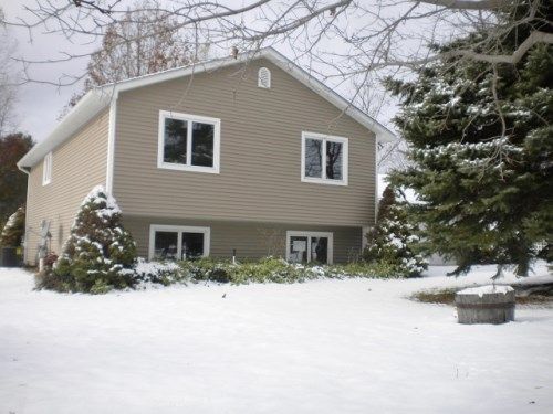 4277 Weatherby Ln, Traverse City, MI 49685