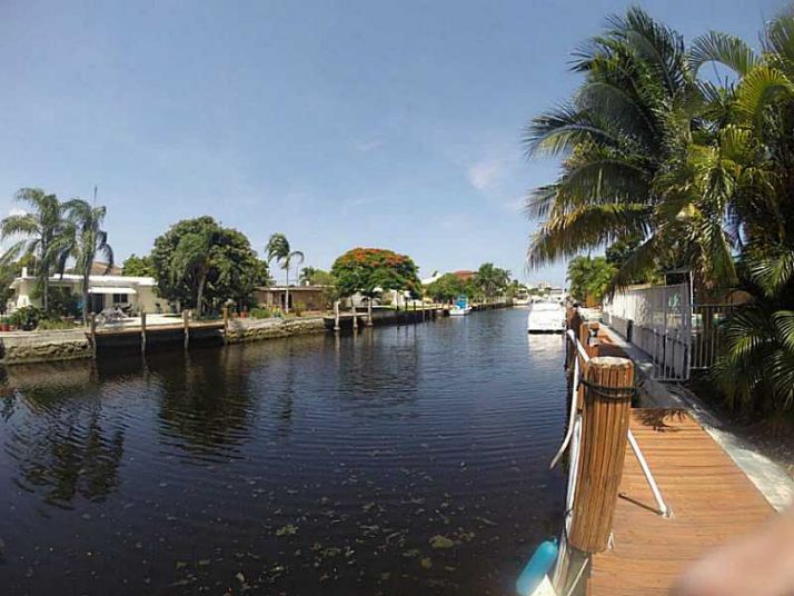 2219 SE 15 ST, Pompano Beach, FL 33062