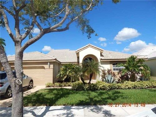 800 HERITAGE DR, Fort Lauderdale, FL 33326