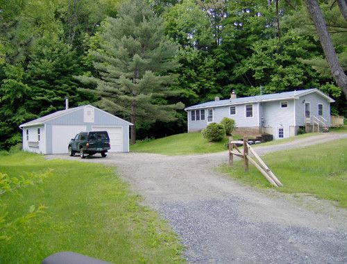 16 Dudley St., Randolph, VT 05060