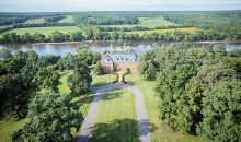 2421 River Road West Maidens, VA 23102
