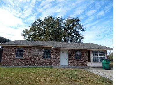 9405 Cabildo Ln, Westwego, LA 70094