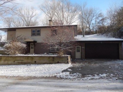 8228 78th Ave W, Milan, IL 61264