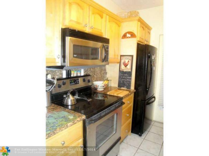3133 SE OCEAN DR # 317, Hallandale, FL 33009