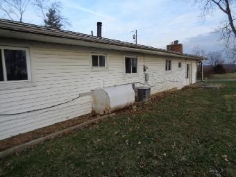 2380 Ada Dr, Middletown, OH 45042