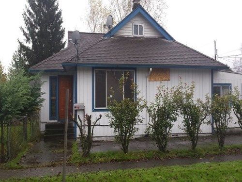 567 17th Ave, Longview, WA 98632