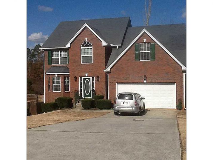 3943 S River Lane, Ellenwood, GA 30294