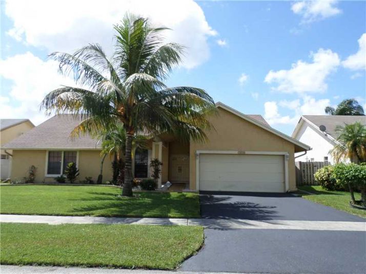 7380 NW 52 ST, Fort Lauderdale, FL 33319