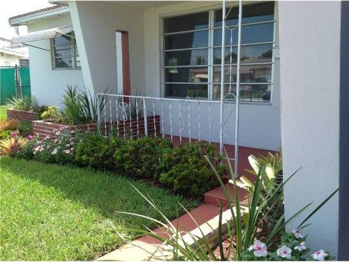 818 N 31st Rd, Hollywood, FL 33021