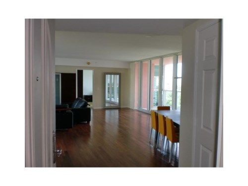 100 HIDDEN BAY DR # 1001, Miami, FL 33180