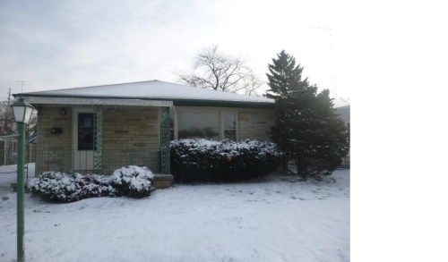 309 Mertens Ave, Racine, WI 53405