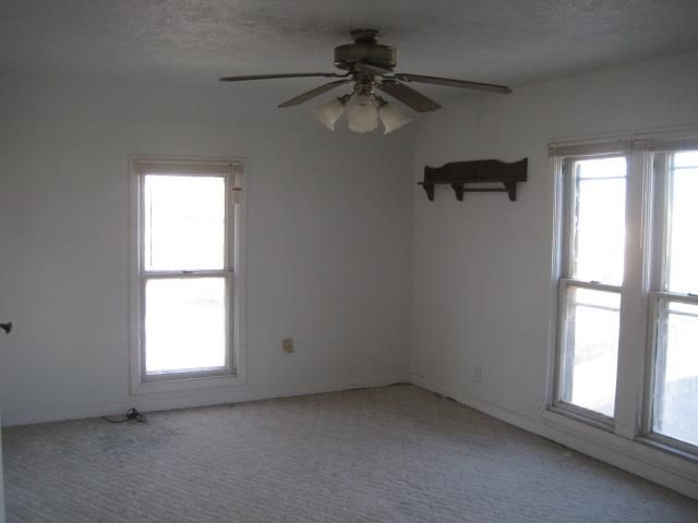 1022 W 7th Street, Dixon, IL 61021