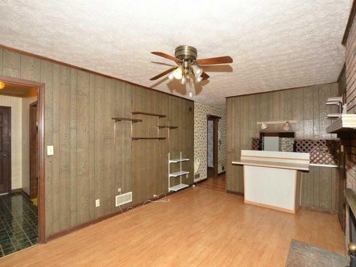 433 Stockwood Drive, Woodstock, GA 30188