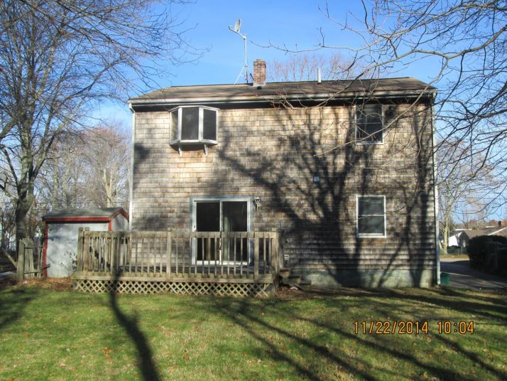 19 Whitman St, Brockton, MA 02302