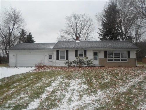 2703 Taylortown Rd, Shelby, OH 44875