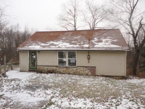 4950 Riverside Dr, Saranac, MI 48881