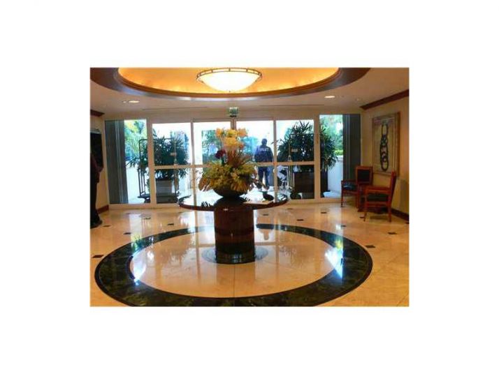 21205 YACHT CLUB DR # 3107, Miami, FL 33180