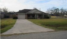 613 Humble Dr West Columbia, TX 77486