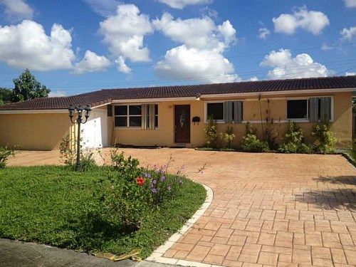 6829 NW 12 CT, Fort Lauderdale, FL 33313