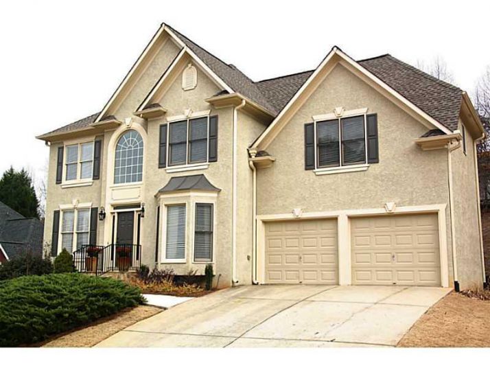 807 Hillcrest Lane, Woodstock, GA 30189