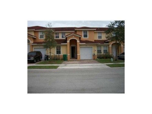 27461 SW 138 AV # 27461, Homestead, FL 33032