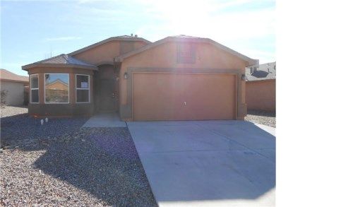 60 Avenida Jardin, Los Lunas, NM 87031