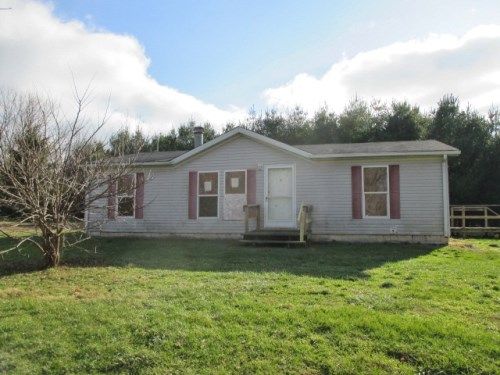 48145 38th Avenue, Bangor, MI 49013