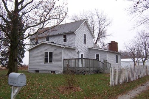 367 E 200n Rd, Gibson City, IL 60936