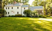 40 Nightingale Ln Eliot, ME 03903