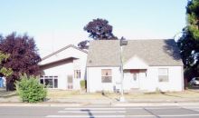 790 S 42ND ST Springfield, OR 97478