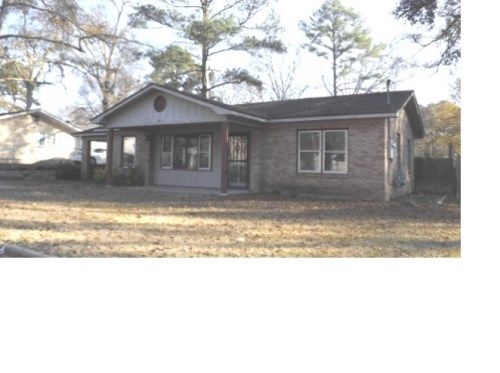 2219 Pegg Street, Grenada, MS 38901