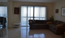 3500 MYSTIC POINTE DR # PH-6 Miami, FL 33180