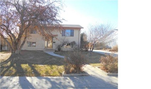 3400 Devonshire Ln, Pueblo, CO 81005