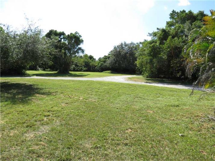 11400 SW 81 ROAD, Miami, FL 33156
